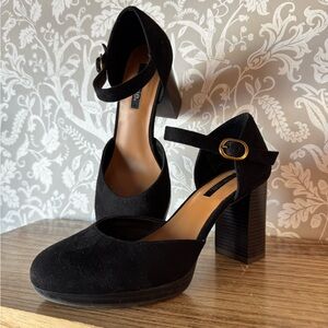 Kensie Faux Suede High Heels Sandals Women’s Size 7 NWOT